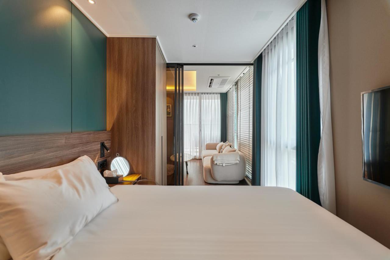 Sienna Ambassador Residence Busan Extérieur photo